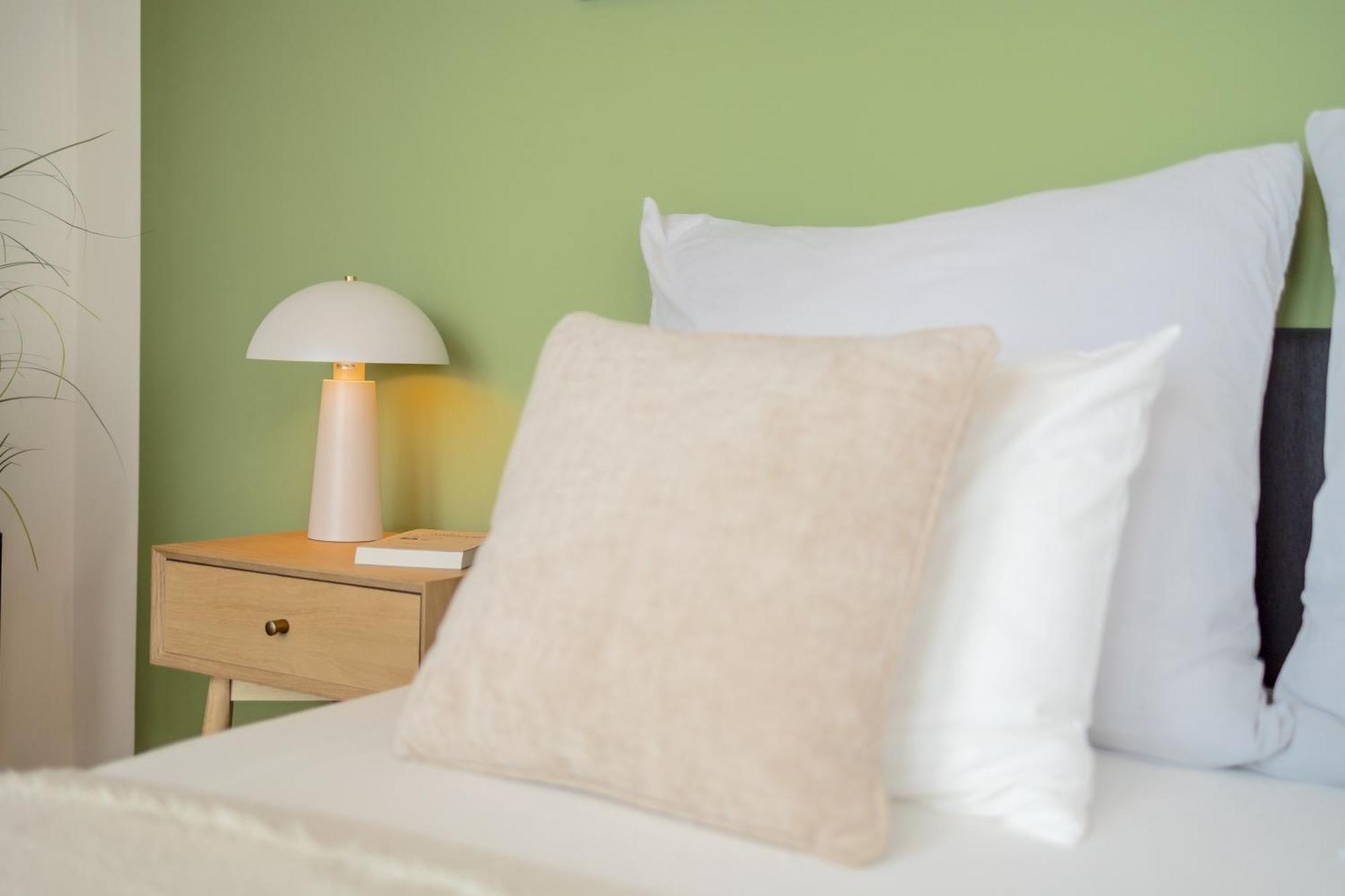 Apartamento Bright 2Br - 8Th Floor, Balcony, Free Parking - By Gravity Praga Exterior foto